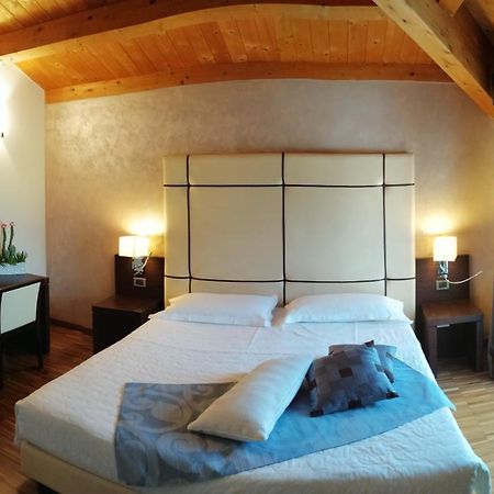 Albergo Minuetto アドリア エクステリア 写真