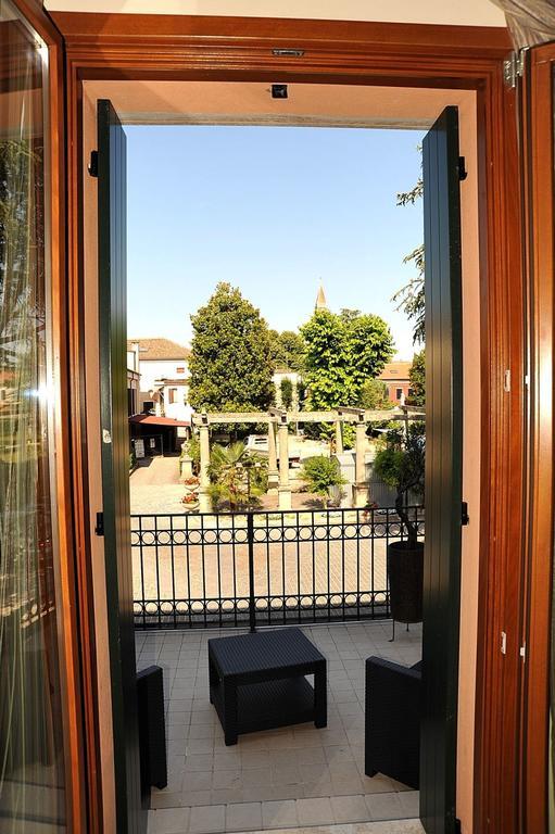 Albergo Minuetto アドリア エクステリア 写真